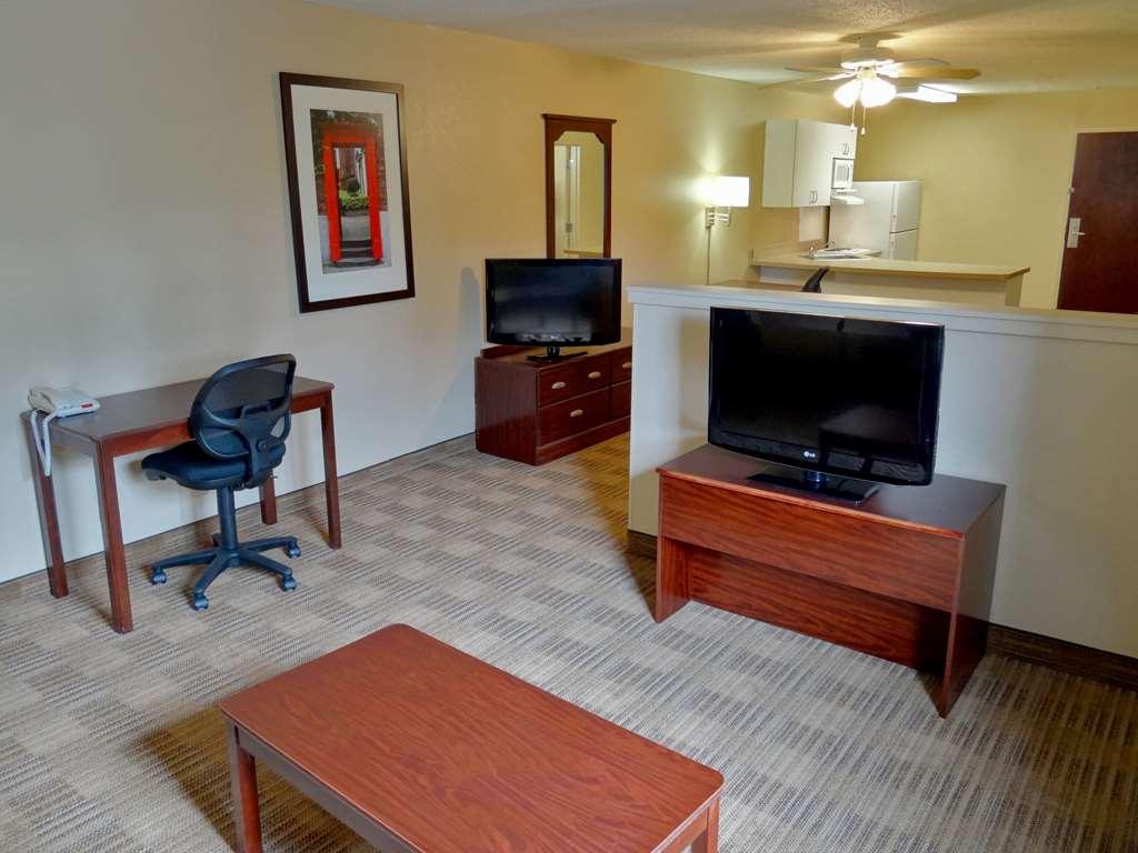 Extended Stay America Select Suites - Detroit - רוזוויל חדר תמונה