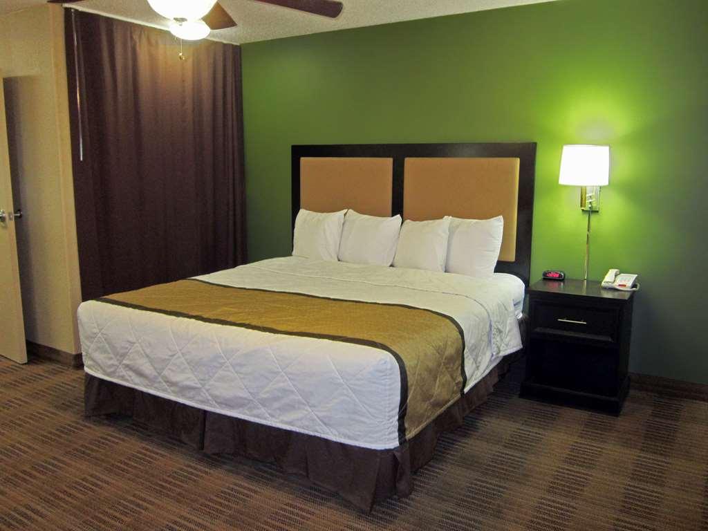 Extended Stay America Select Suites - Detroit - רוזוויל חדר תמונה
