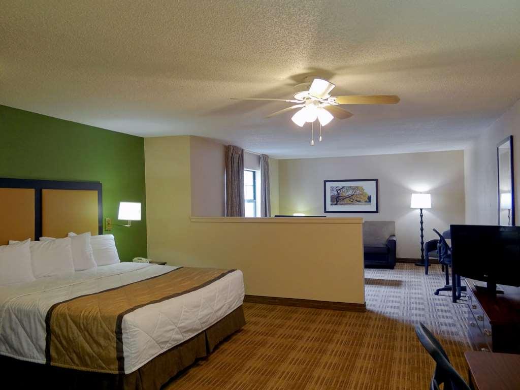 Extended Stay America Select Suites - Detroit - רוזוויל חדר תמונה
