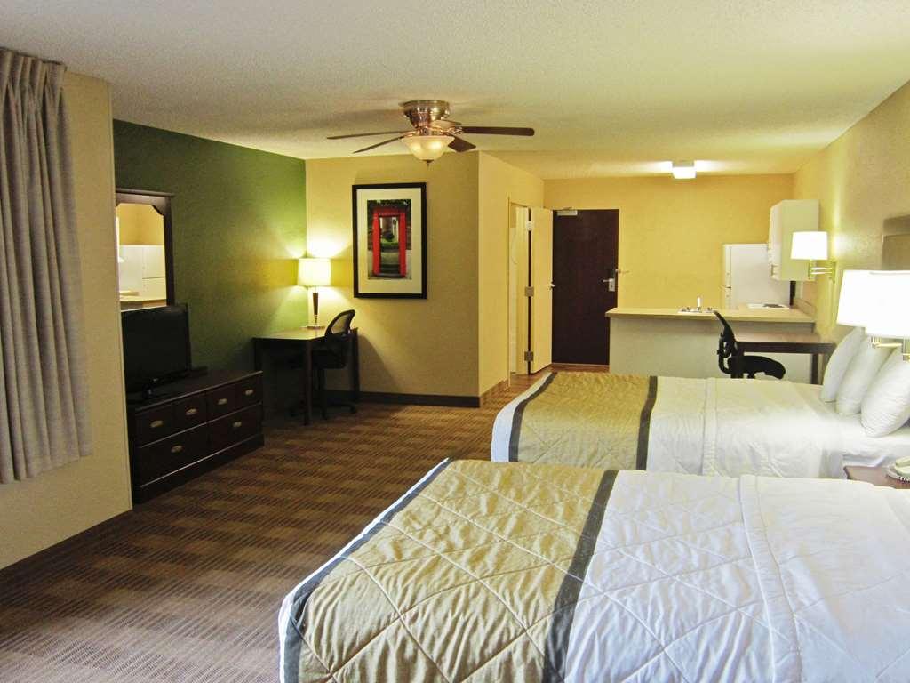 Extended Stay America Select Suites - Detroit - רוזוויל חדר תמונה