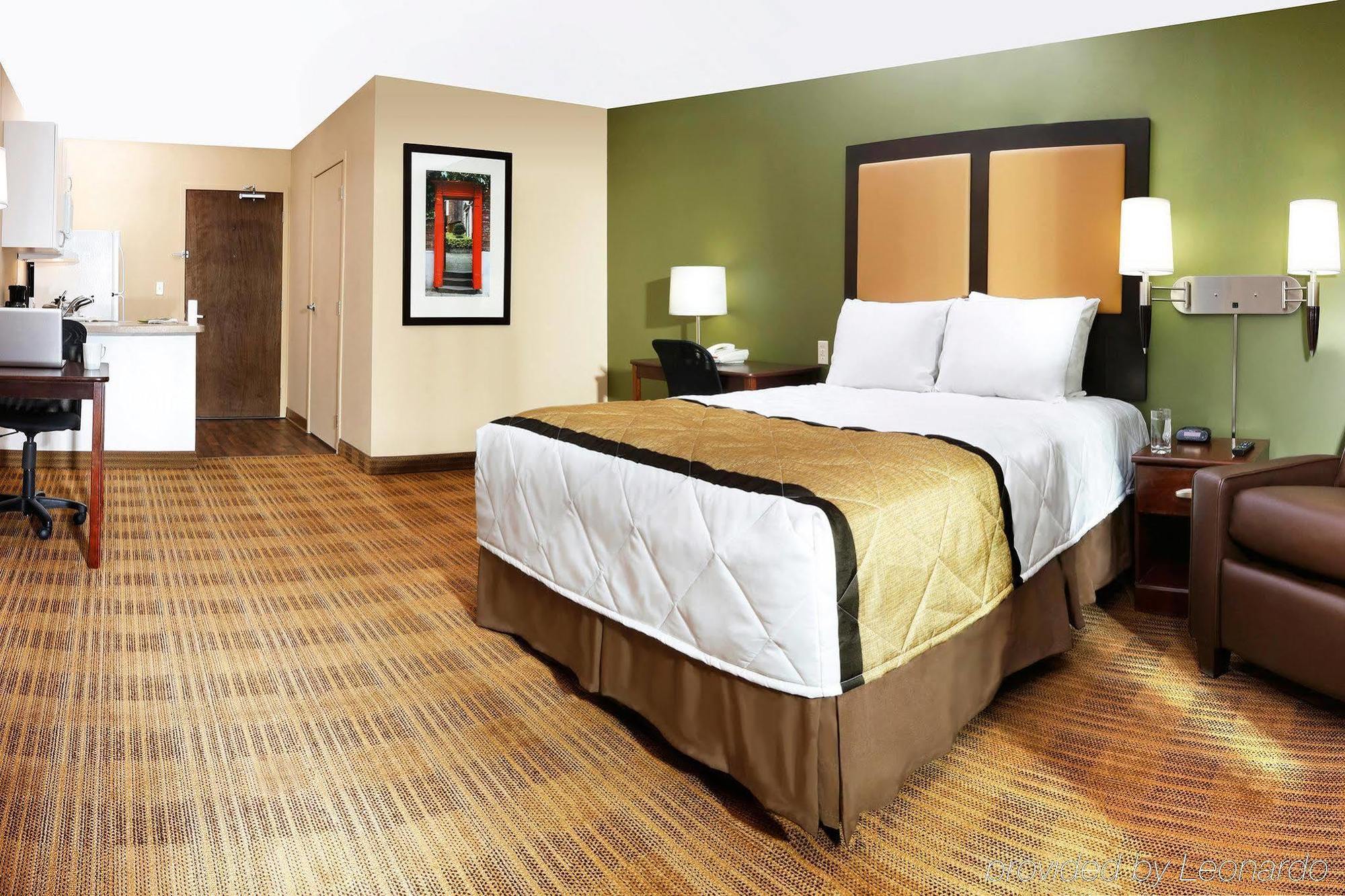 Extended Stay America Select Suites - Detroit - רוזוויל מראה חיצוני תמונה
